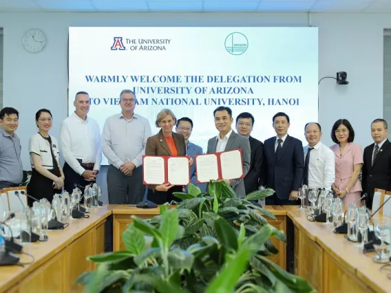 VNO MOU signing in Vietnam, posed group photo